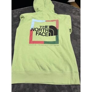 The North Face Women’s Small Light Green Hoodie in great shape!